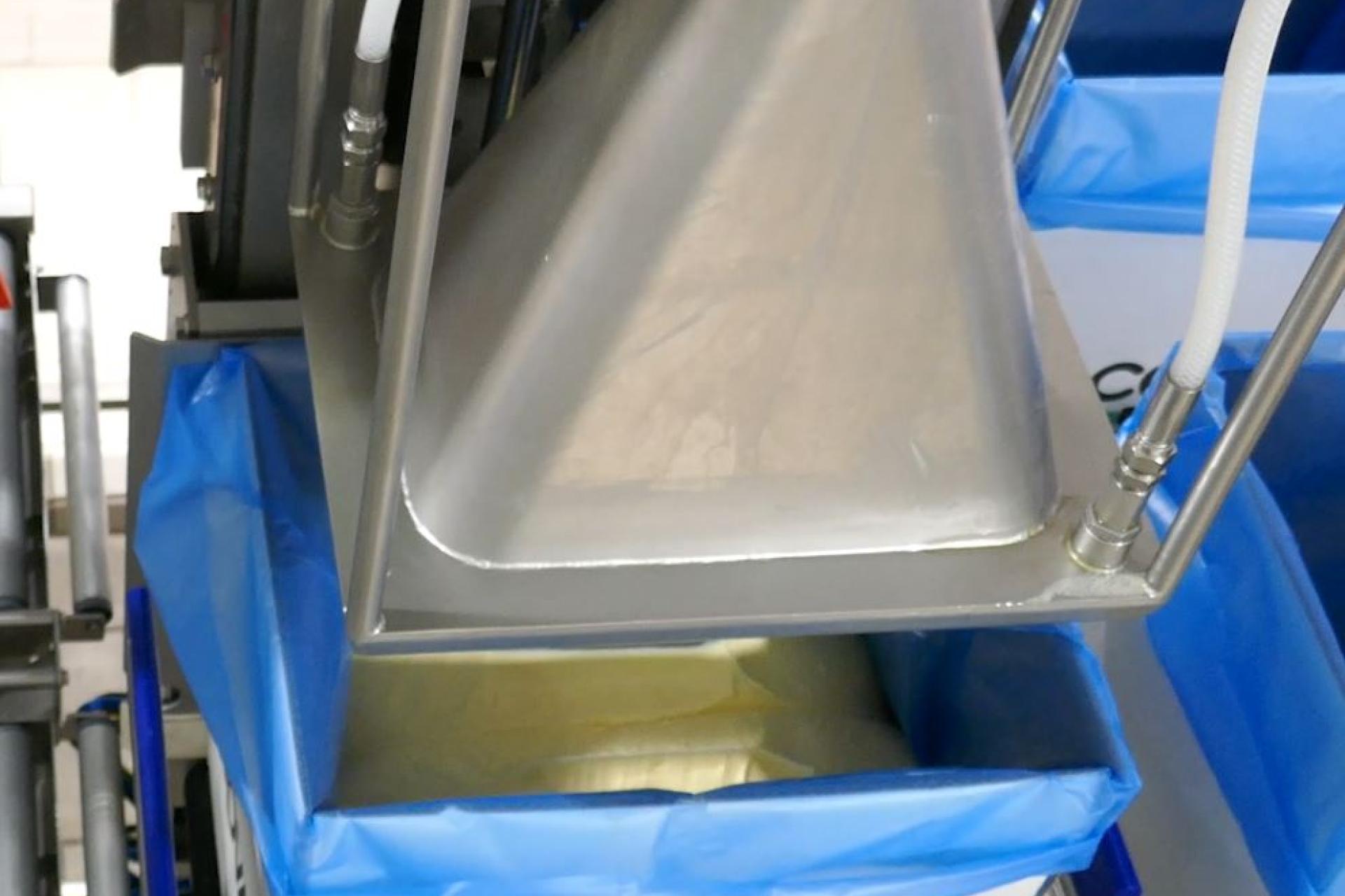 BVL-42 Bag in box butter filler